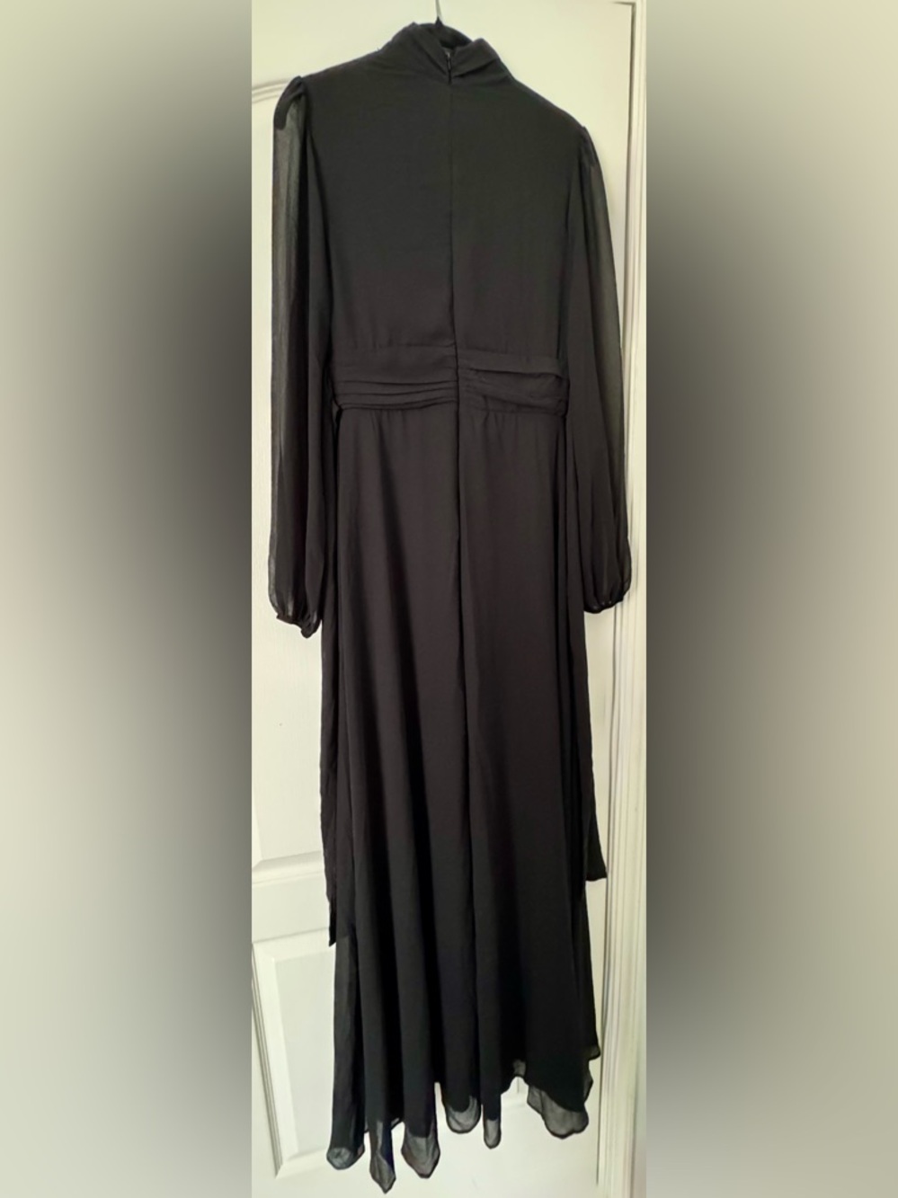 Lulu's Black Maxi Dress with Keyhole Neckline and High Side Slit - Picture 4 of 10
